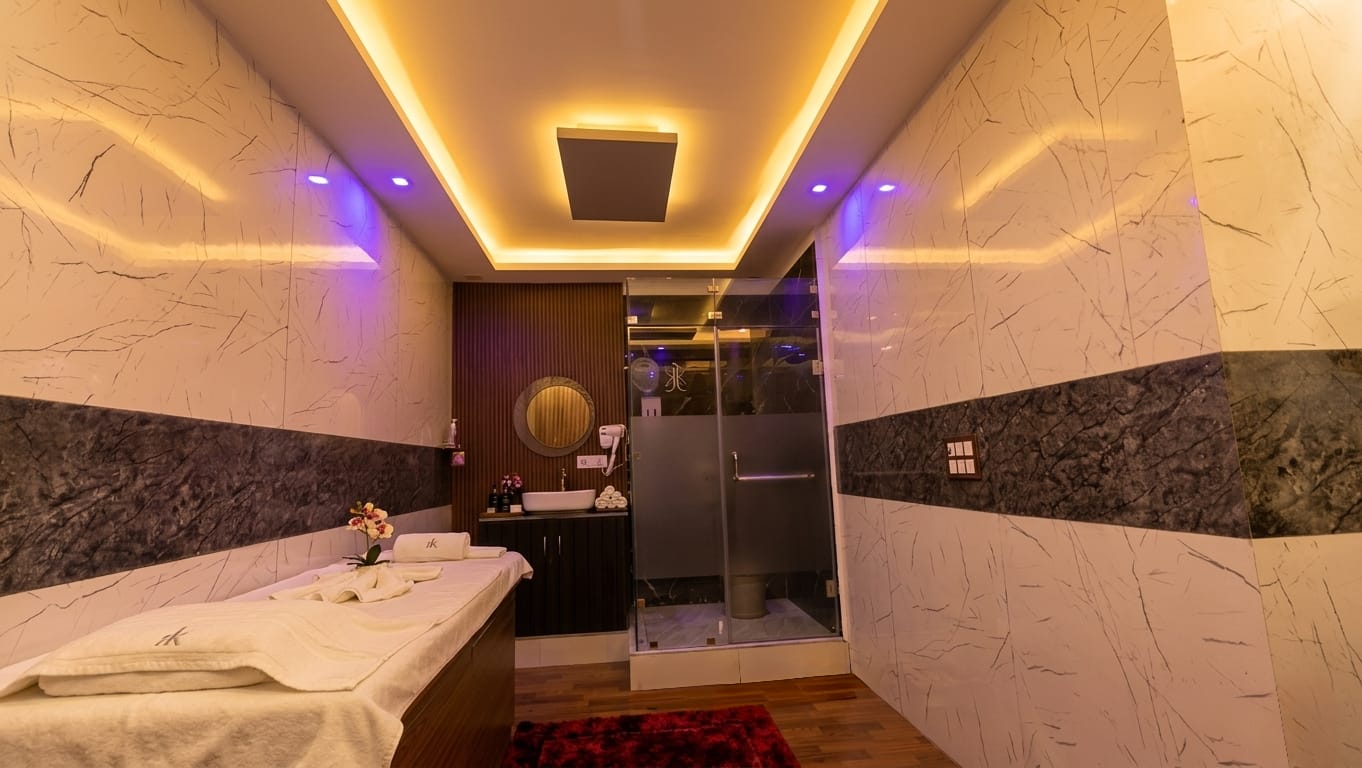 Wave Unisex Luxury Spa & Salon img